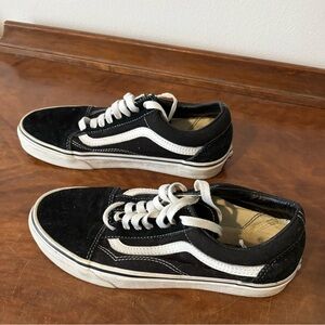 Vans Black and White Low-Top Shoes